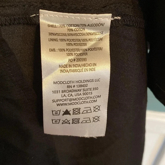 ModCloth NWT dress - black - embroidered - size 8 - cotton blend - Picture 4 of 8